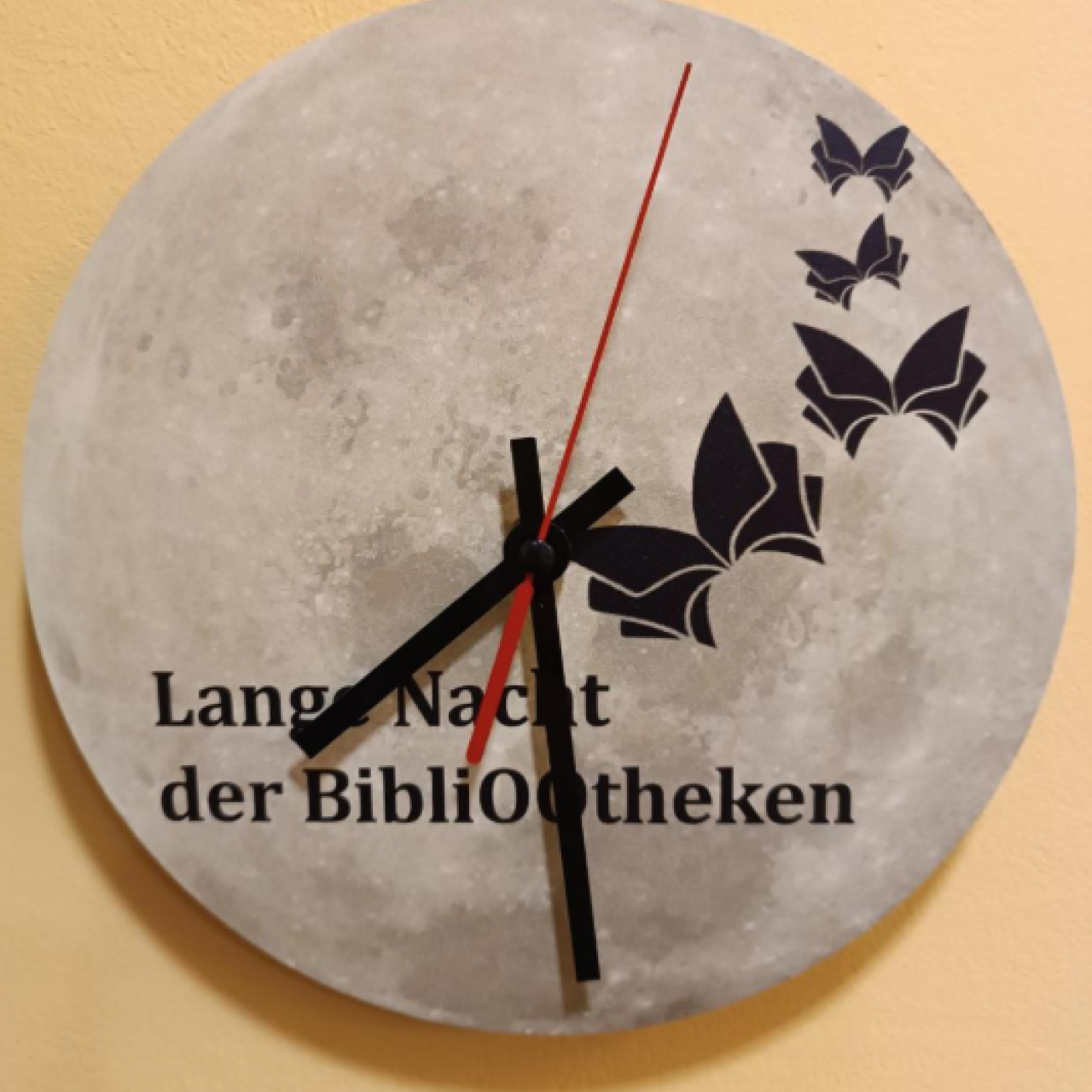 Uhr der langen Nacht der Bibliotheken